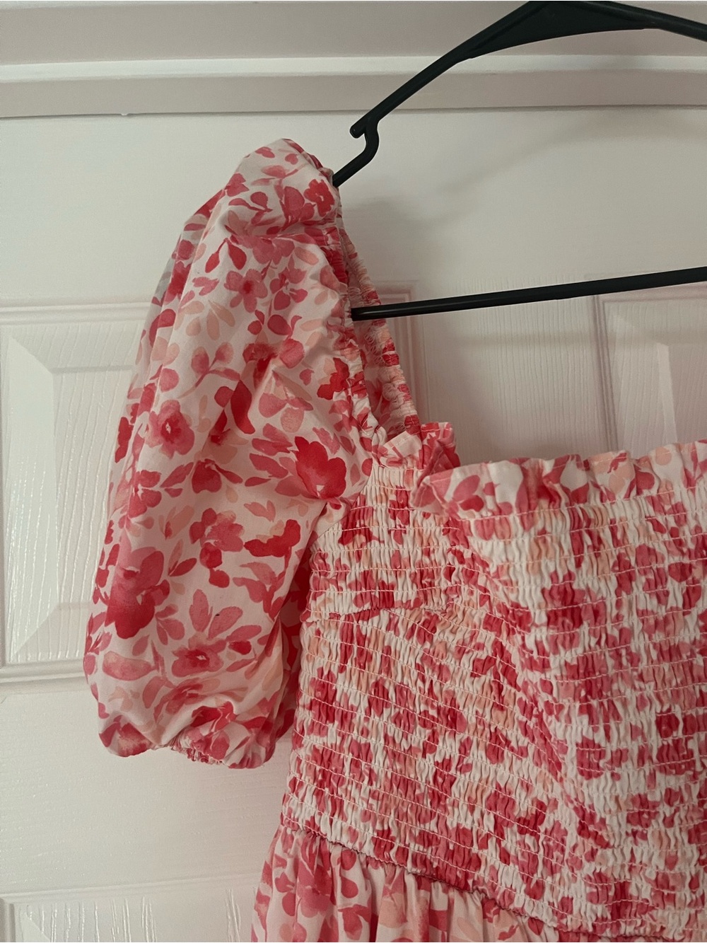 Abercrombie Pink Floral Puff Sleeve midi - Picture 2 of 5